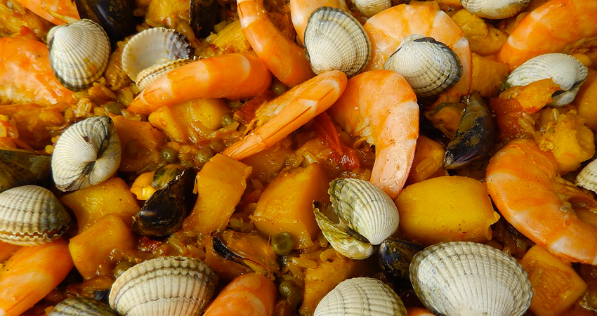 La paella aux fruits de mer, le must de la cuisine espagnole